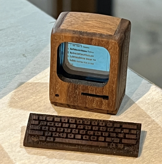 Home Computer with Keyboard 1:12 Scale