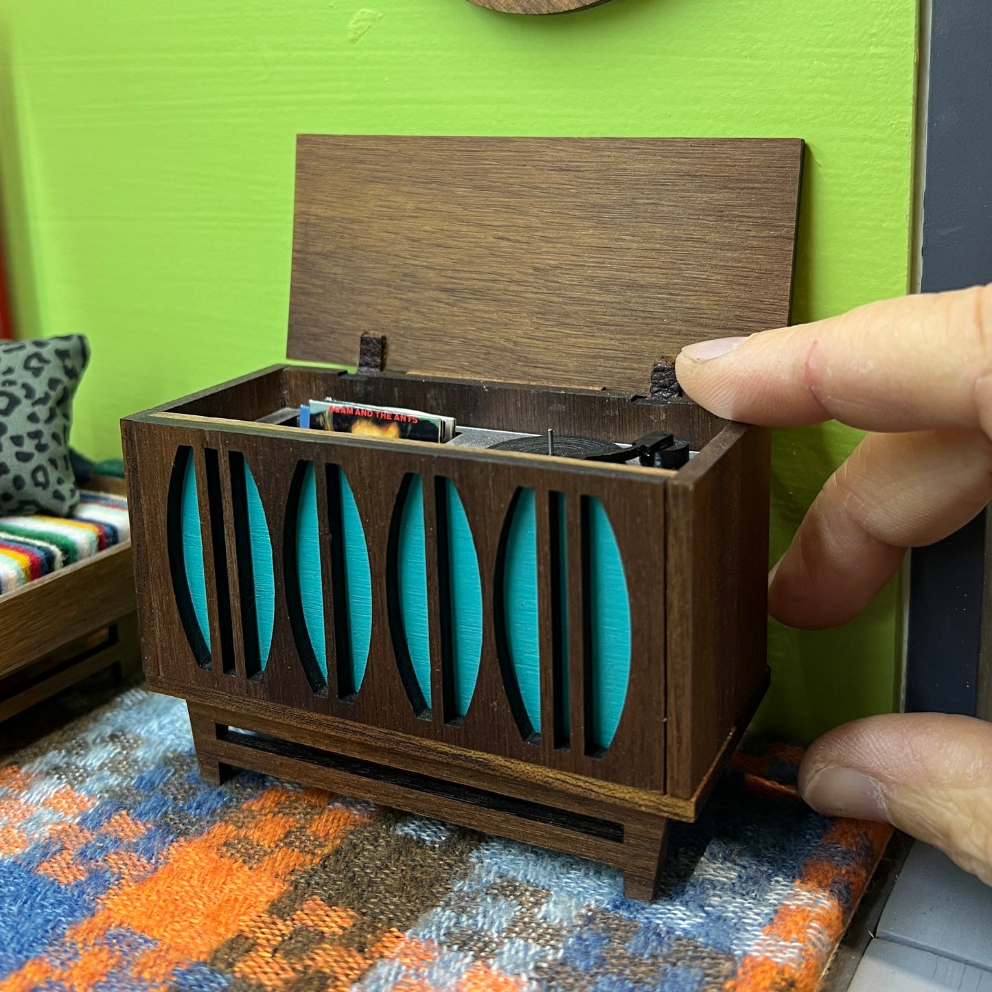 Walnut Stereo Console 1:12 Scale