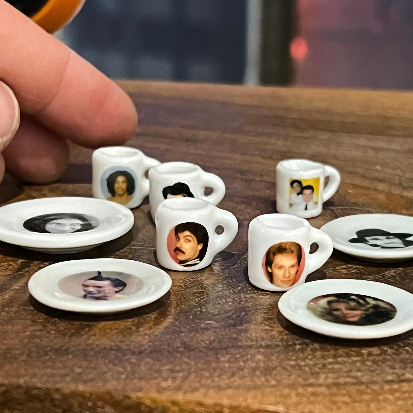 Icon Mugs and Plates 1:12 Scale