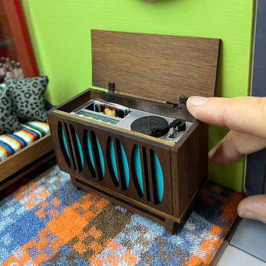 Walnut Stereo Console 1:12 Scale