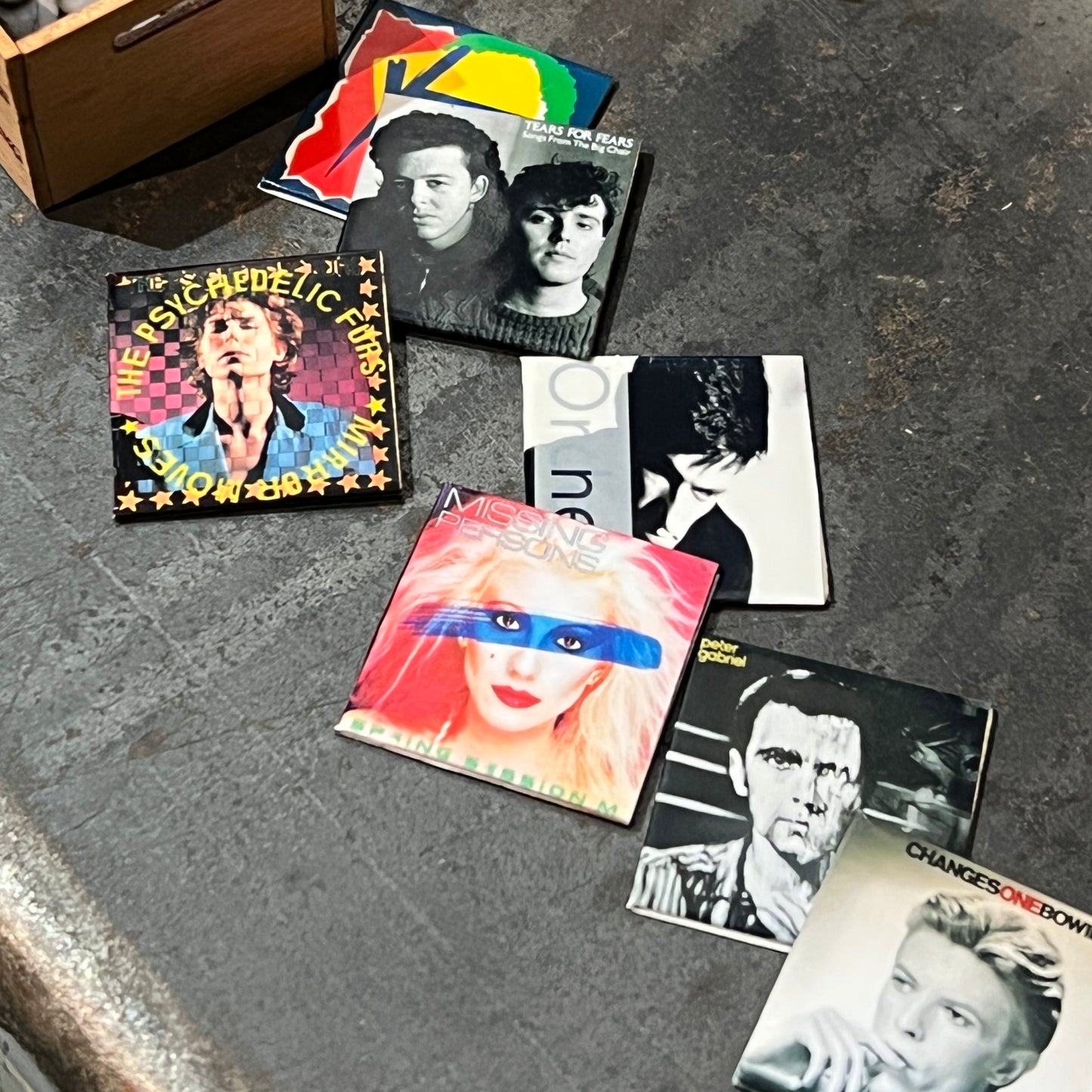 Dual Turntable Mixing Board Set 1:12 Scale