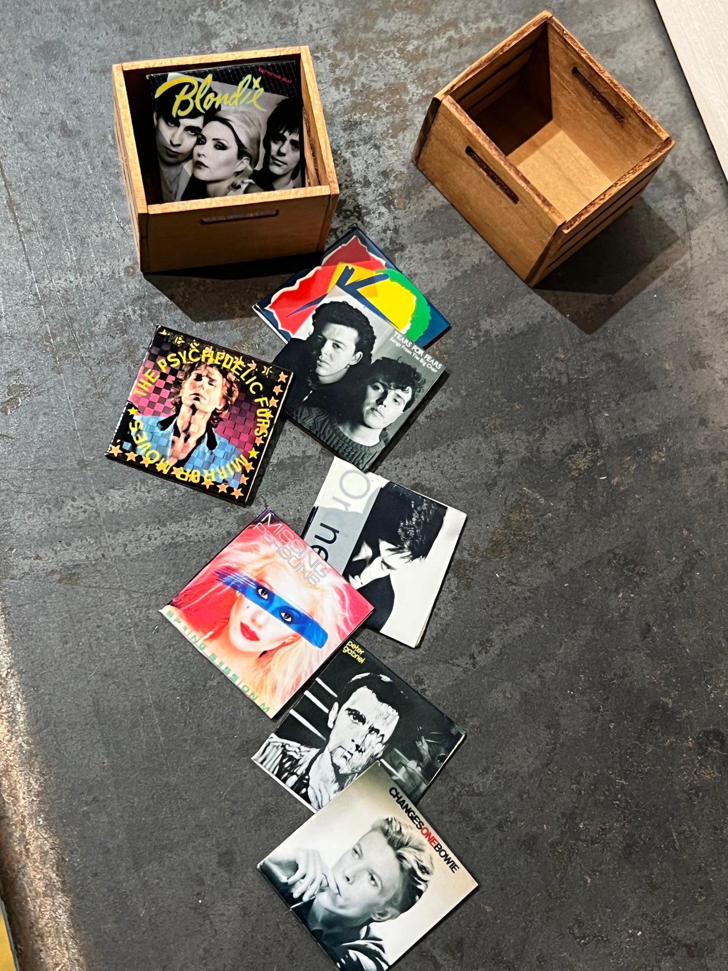 Eight in a Crate 1:12 Scale