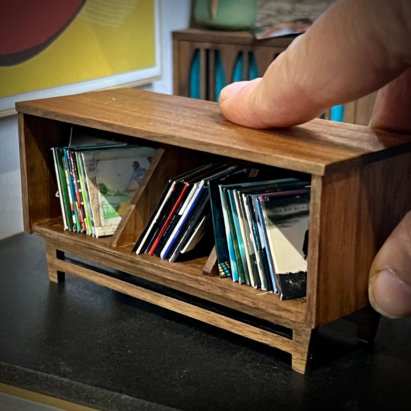 Record Console 1:12 Scale with Albums