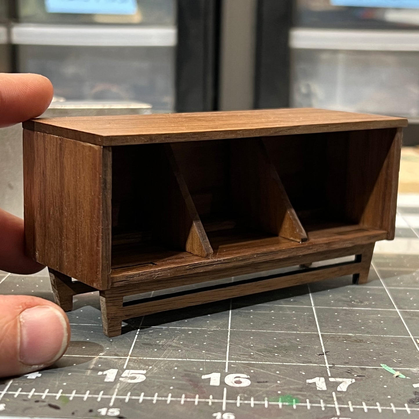 Record Console 1:12 Scale with Albums