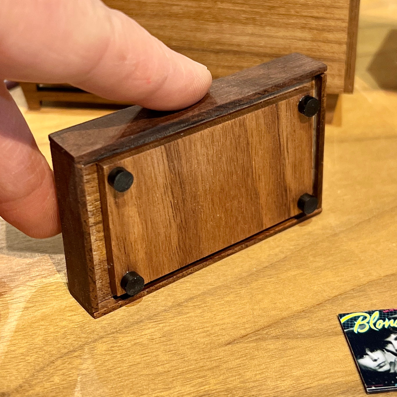 Single Turntable + Mixer 1:12 Scale