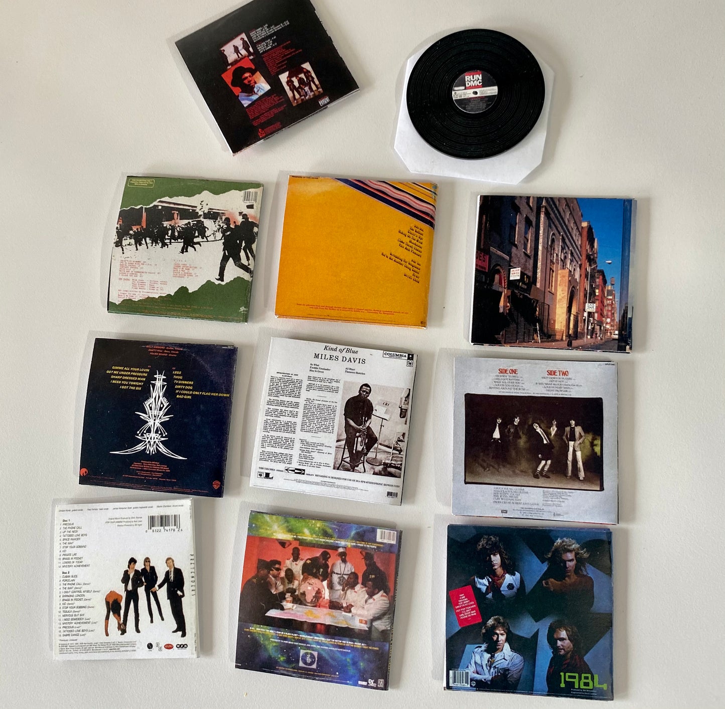 2" Record Album 1:6 Scale