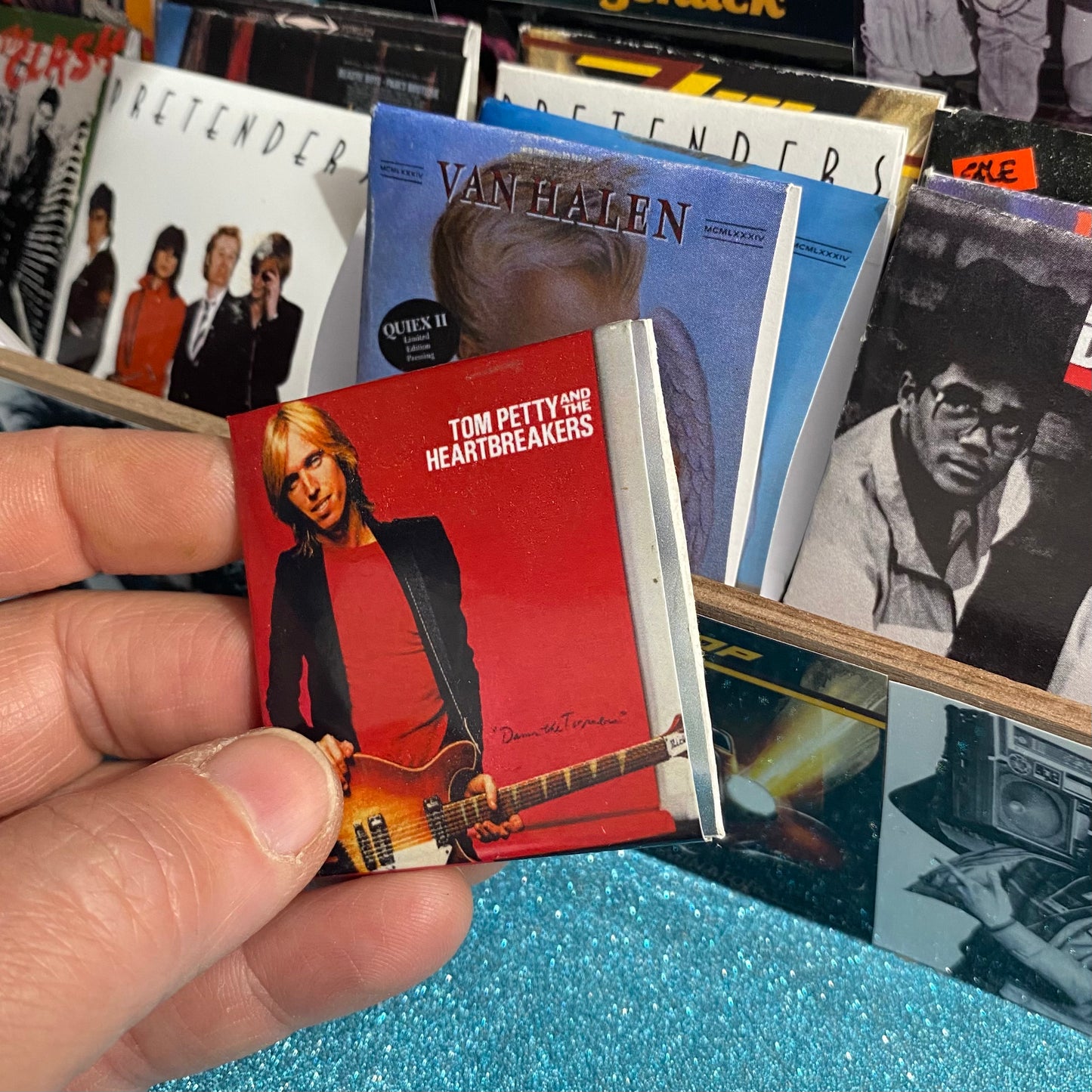 2" Record Album 1:6 Scale