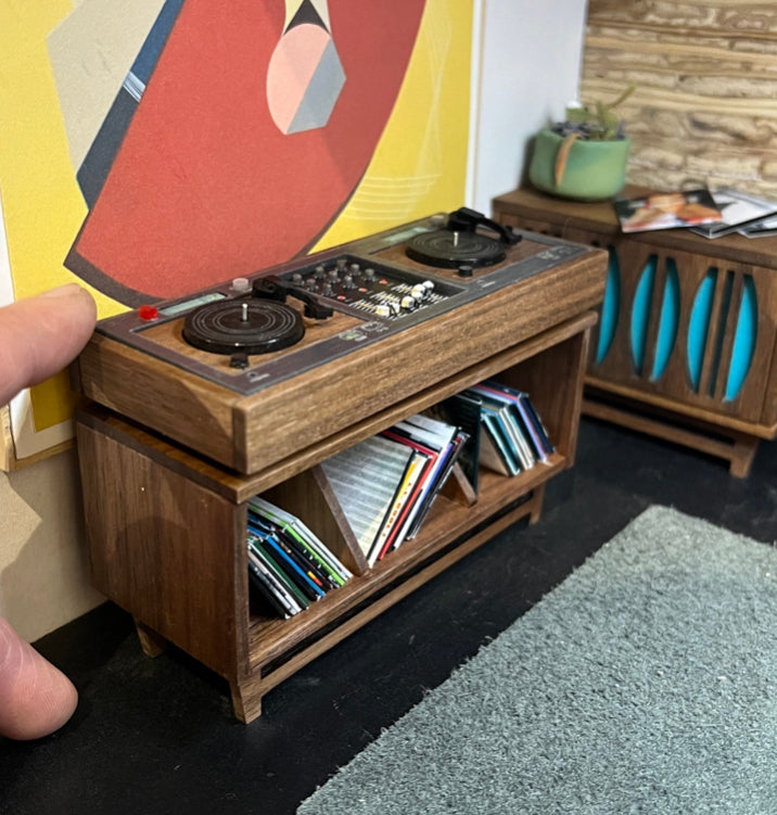 Dual Turntable Mixing Board Set 1:12 Scale