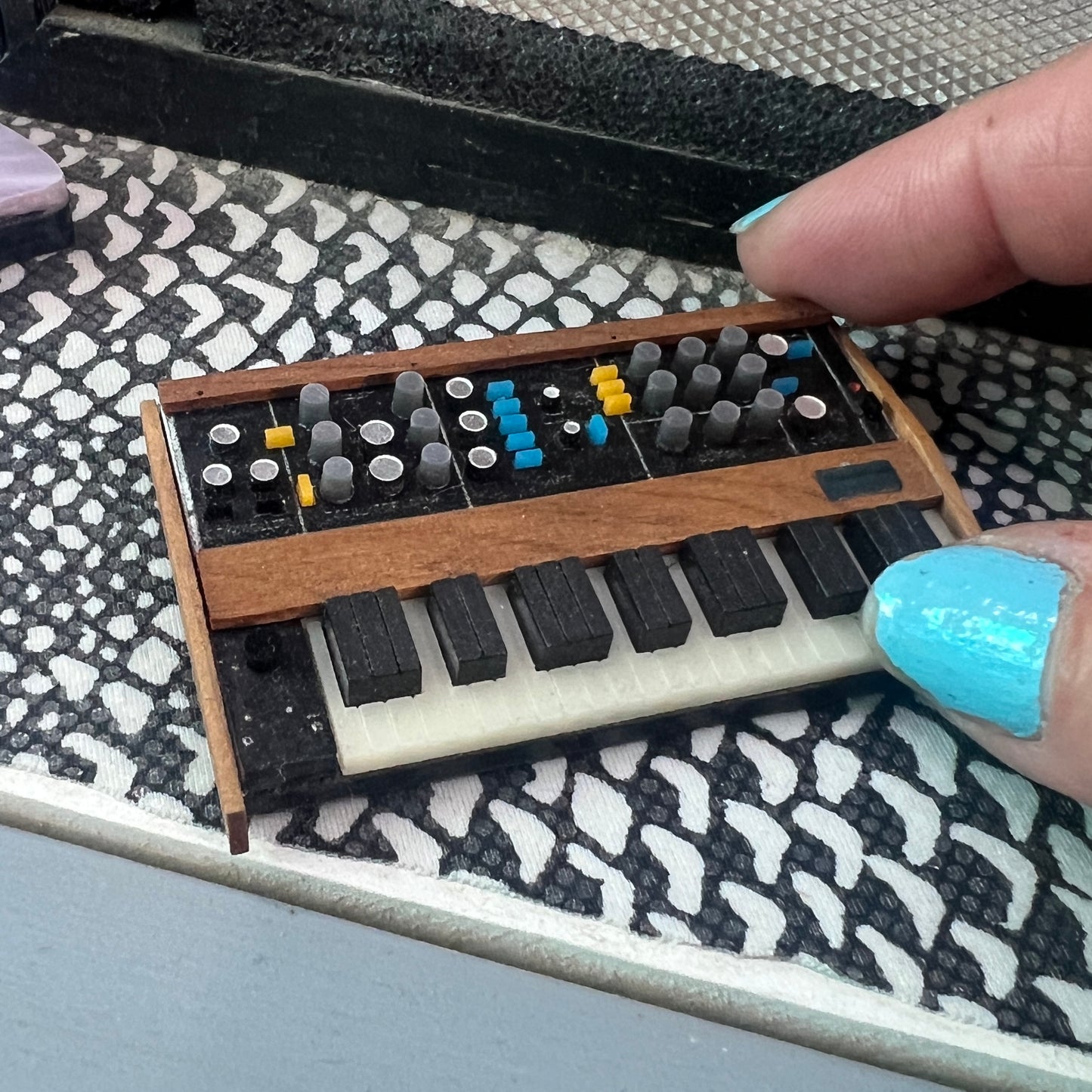 Mini Mini Moog 1:12 Scale
