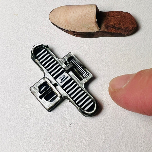 Brannock Device Shoe Sizer 1:12 Scale – itty bitty mini (m)art