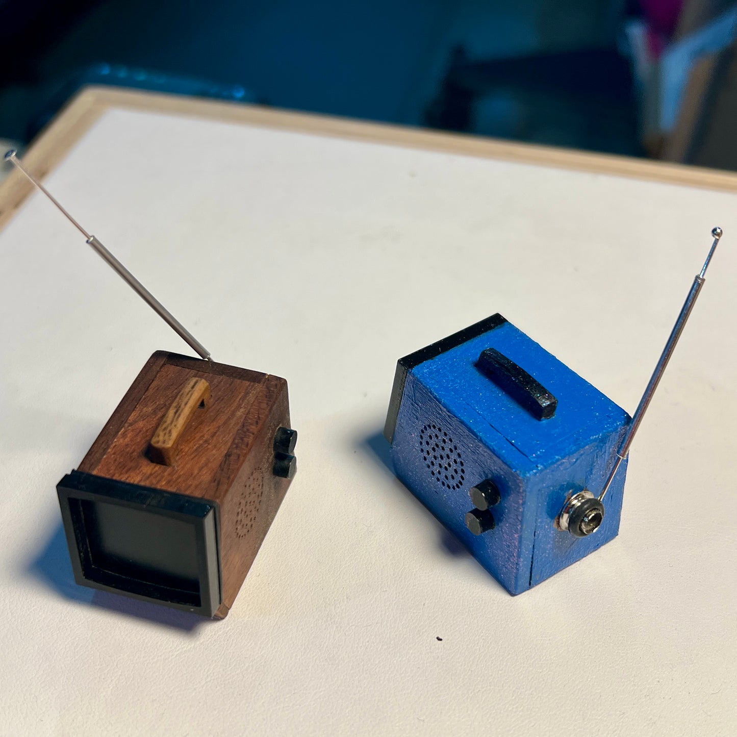 Portable TV 1:12 Scale