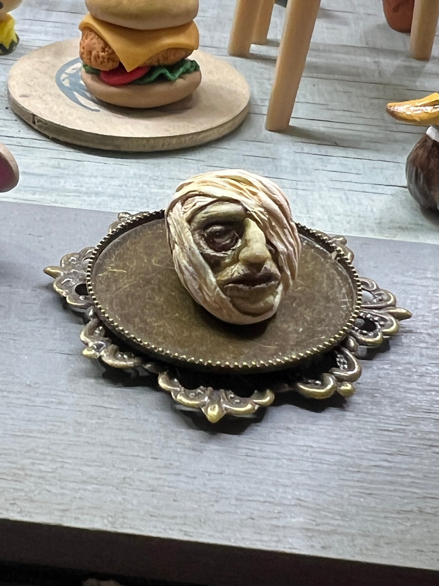Mummy Head in Bezel