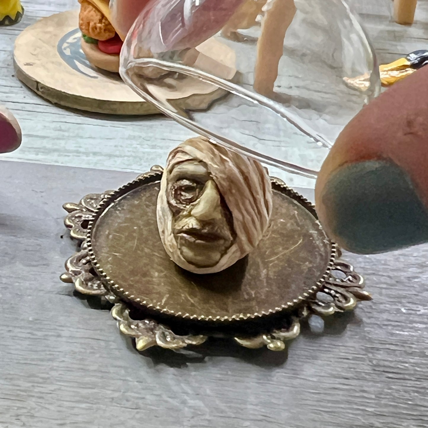 Mummy Head in Bezel